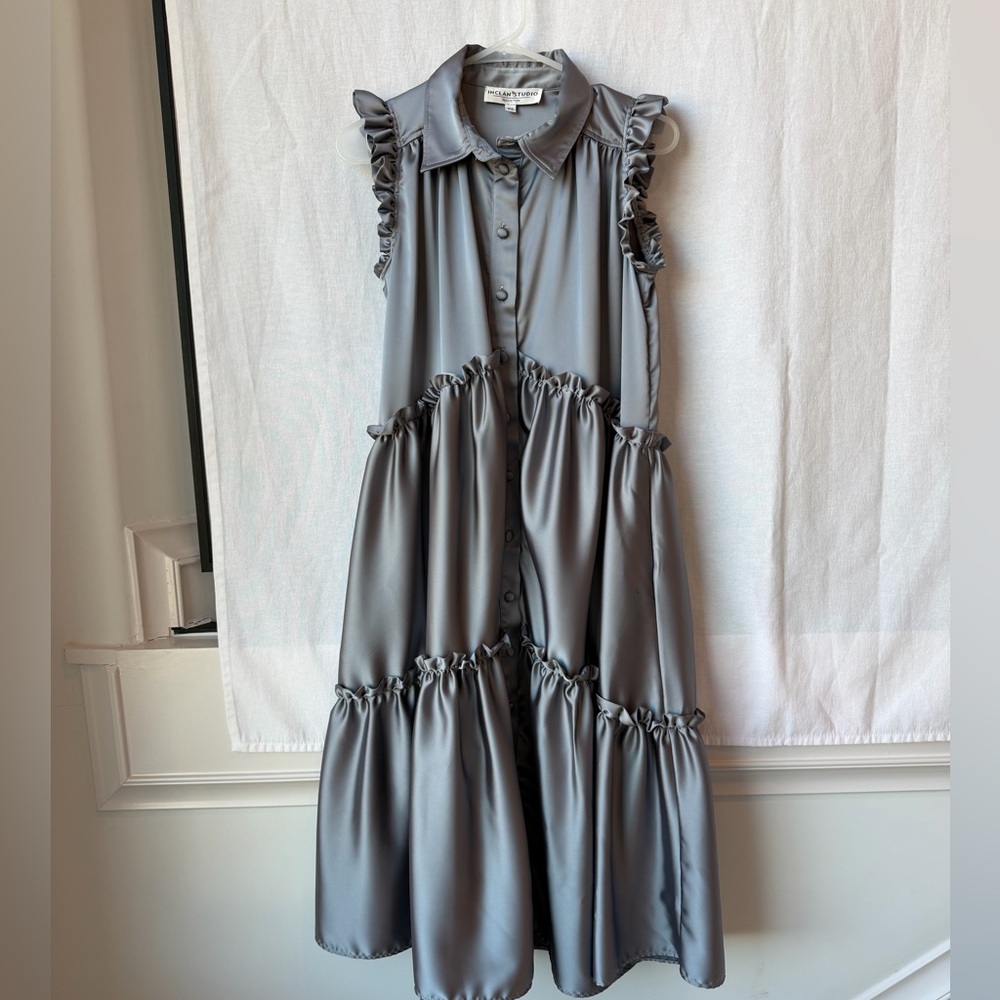 InClan Studio Platinum Midi Ruffle Tiered Dress Size XS
